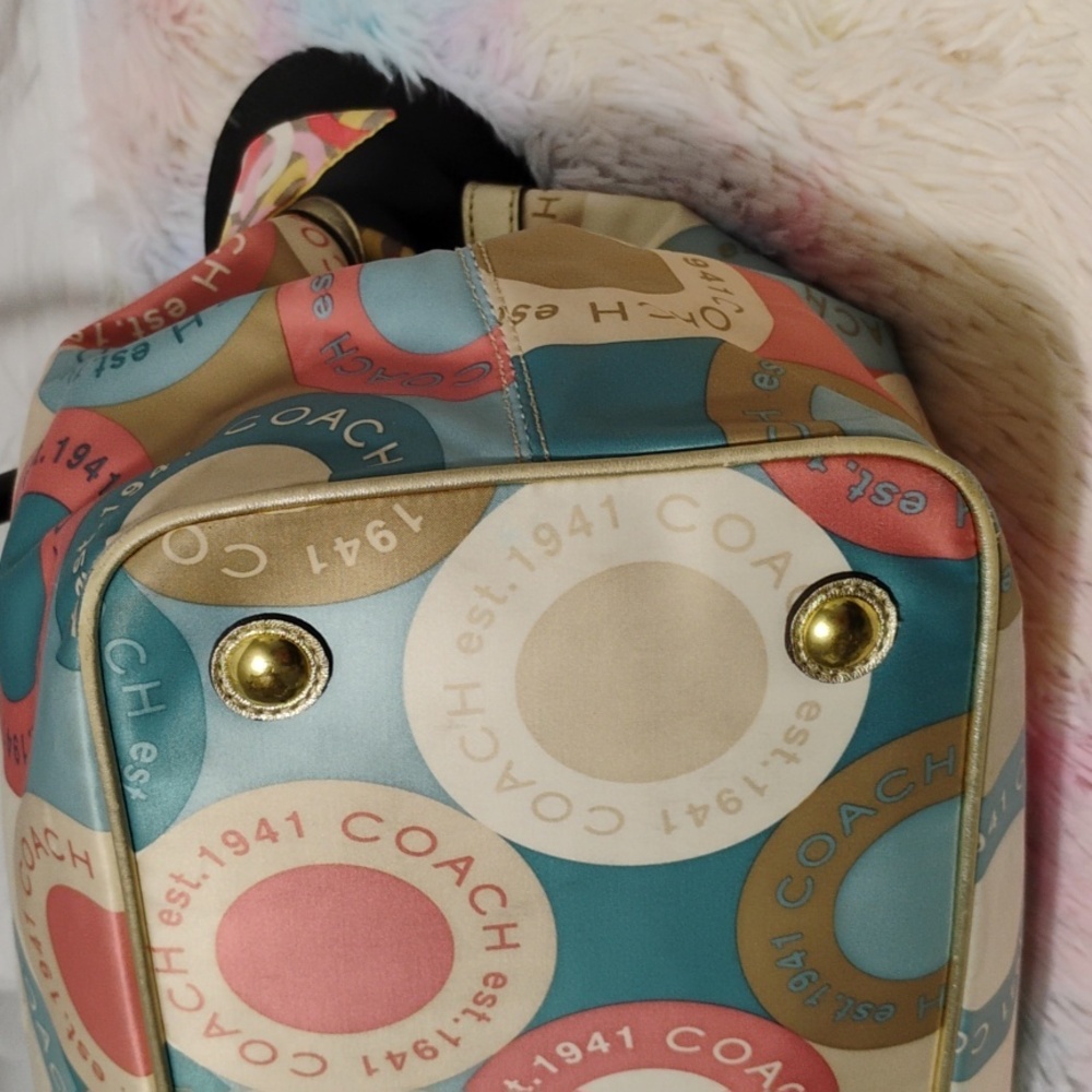 SALE! Coach Twist Lock 3 Compartment Vintage Shoulder Bag W Hangtags & Scarf - Picture 10 of 15